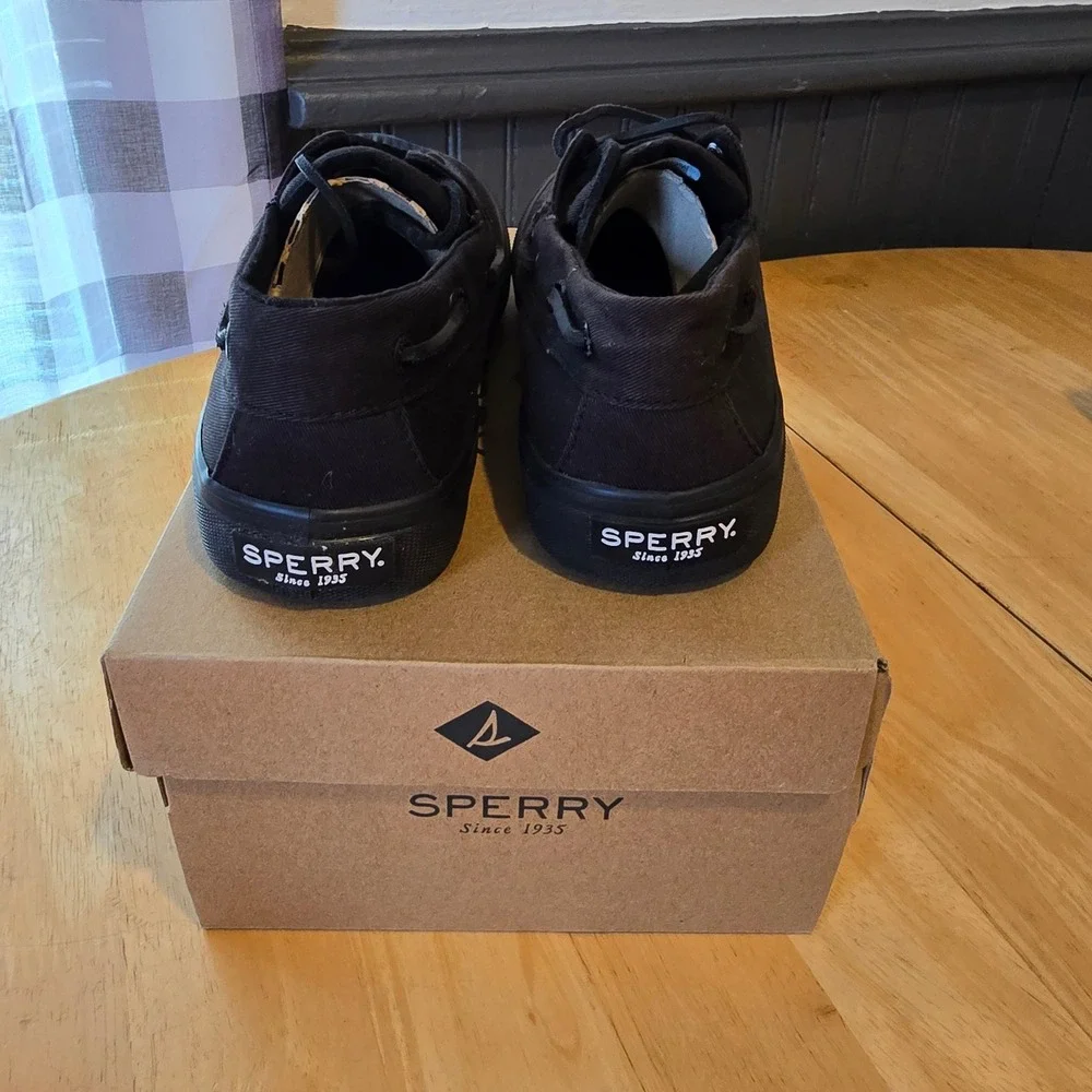 NWT Sperry Bahama II Blackout Boat Sneakers Men's Size 7
